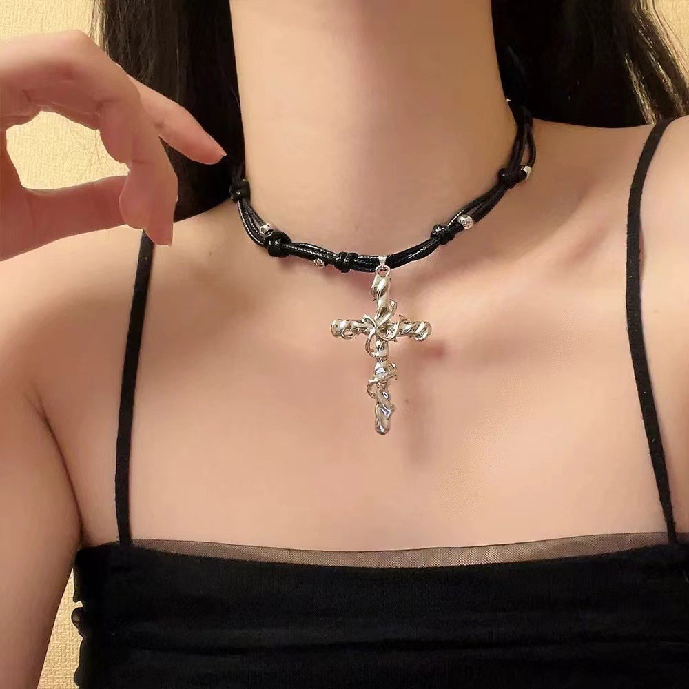 暗黑y2k亚比少女叠戴黑色串珠项链蝙蝠十字甜酷辣妹卫衣项饰配饰详情9