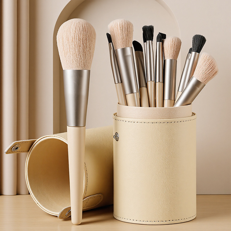12-piece Morandi Cangzhou makeup brush set, loose powder, eyeshadow, blush, concealer, contouring brush, beauty tools wholesale factory pic 1