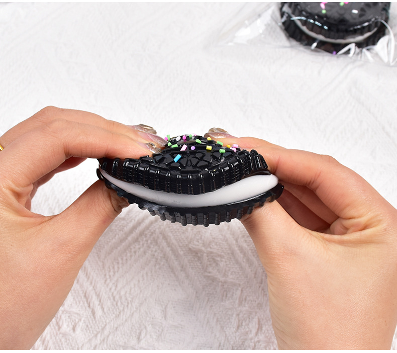 Wholesale of popular Oreo cookies, Kneading Fun simulation food play sandwich cookies, Kneading super soft and wet stress-relieving toys pic 10