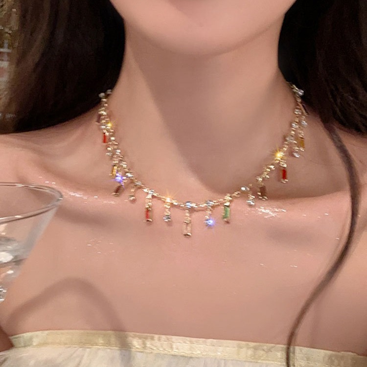 新款夏季时尚轻奢小众设计感高级彩色流苏锆石锁骨项链女饰品批发详情1