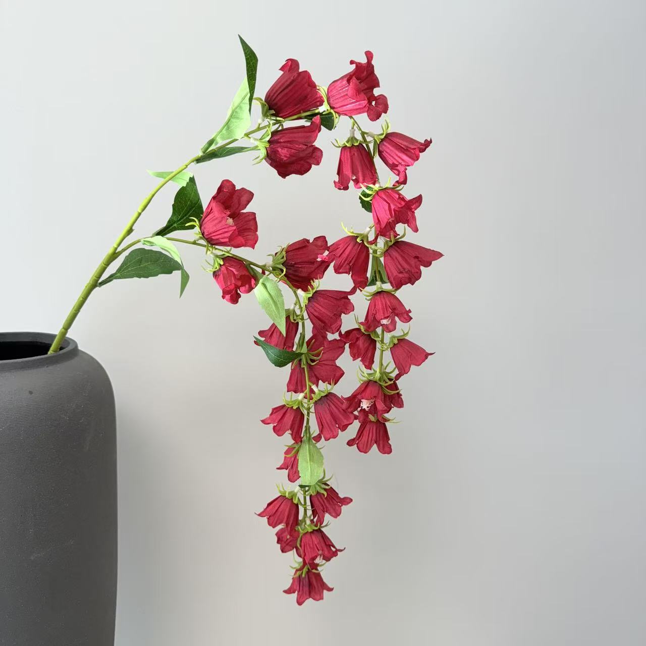 仿真垂吊铃兰花风铃花仿真花婚礼堂吊顶装饰垂吊花墙软装假花外贸详情15