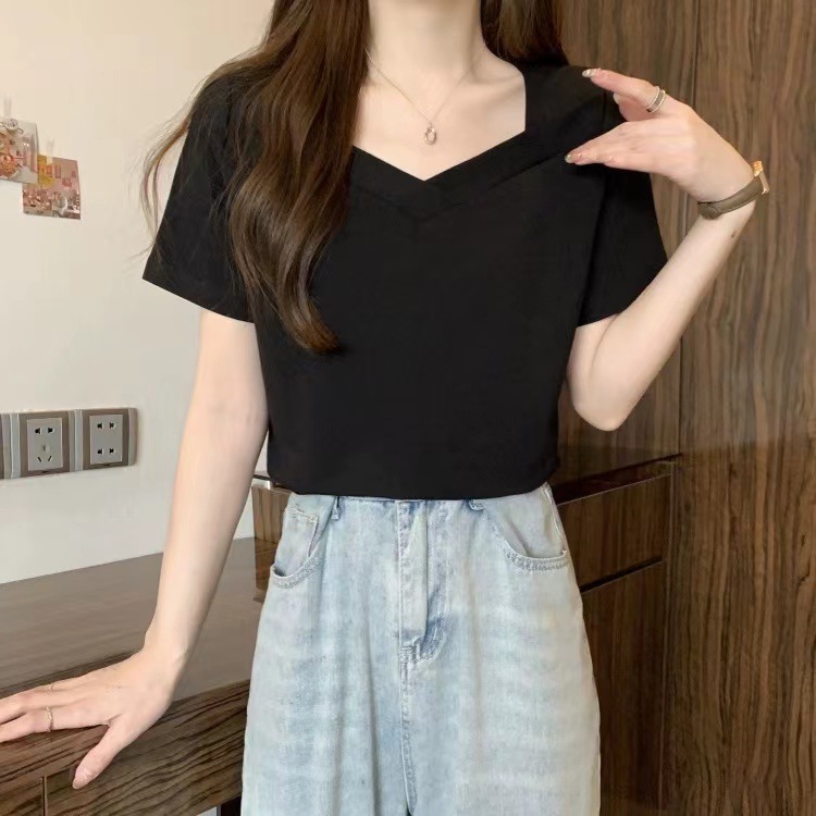 V领短袖t恤女2024夏季新款宽松显瘦纯色学生辣妹露锁骨上衣设计感详情4