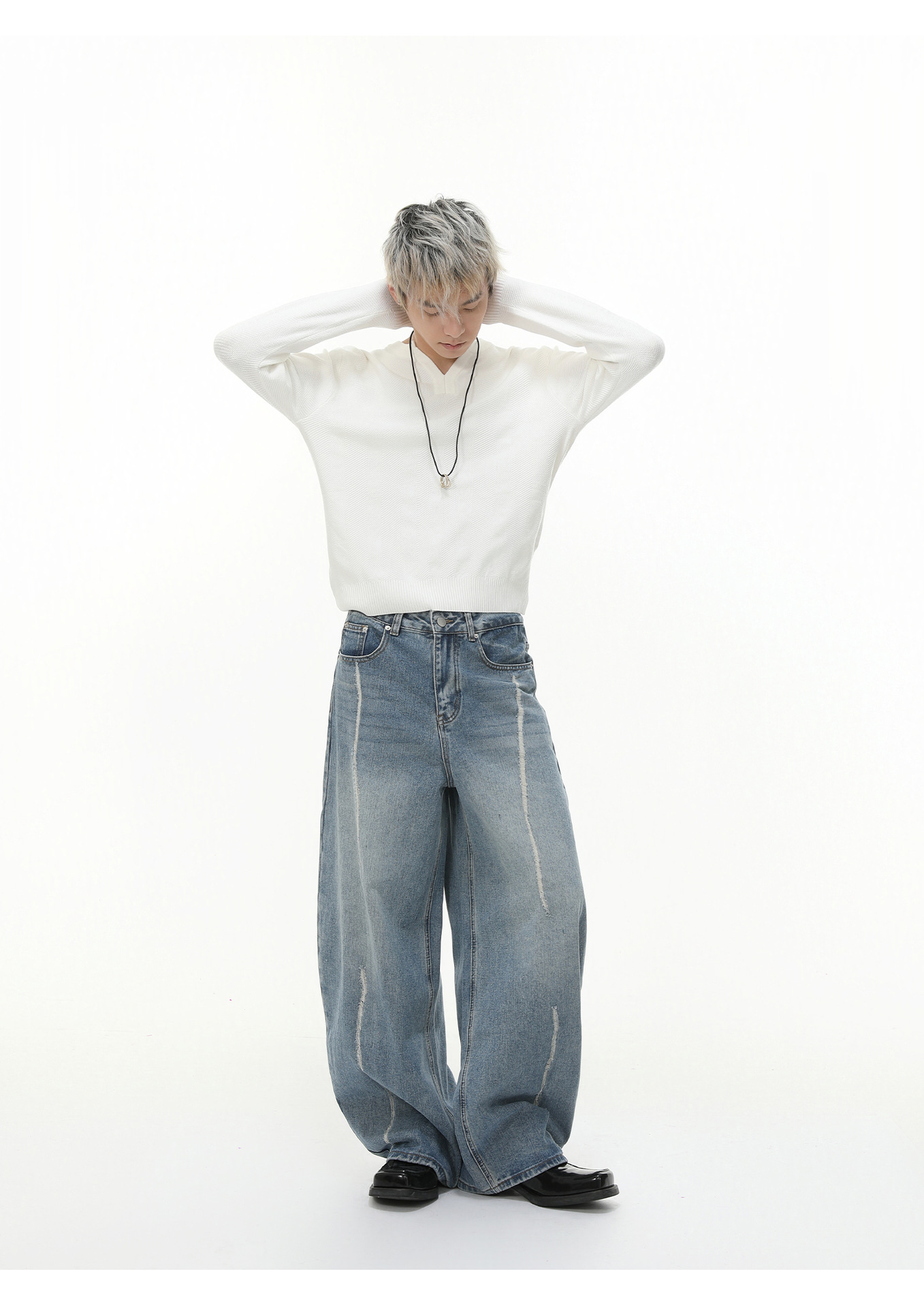 MTLCLOTHES男装| 秋季新款设计感阔腿弯刀牛仔裤百搭宽松痞帅长裤详情8