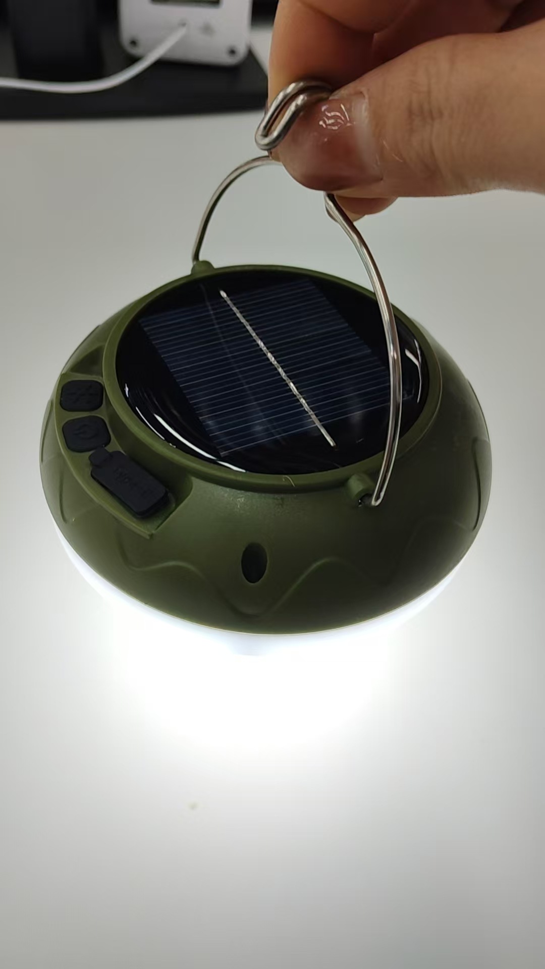 New solar-powered flying saucer lamp, USB rechargeable lithium battery dew lamp, outdoor emergency lighting lamp, night market street stall hanging lamp pic 15