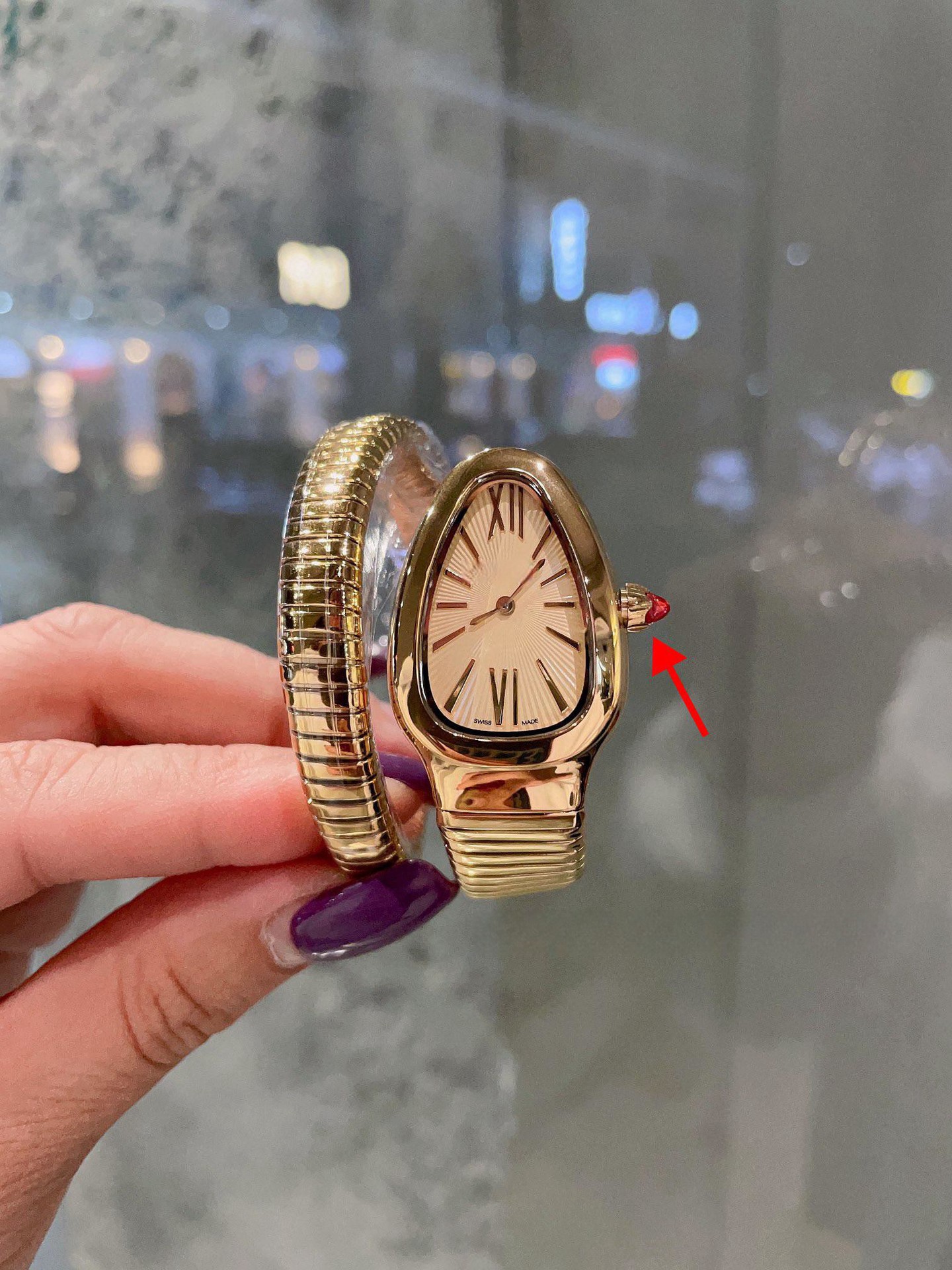 BV鎏光蛇影腕表时尚女士手表经典蛇形表头光环系列蓝气球腕表女表详情3