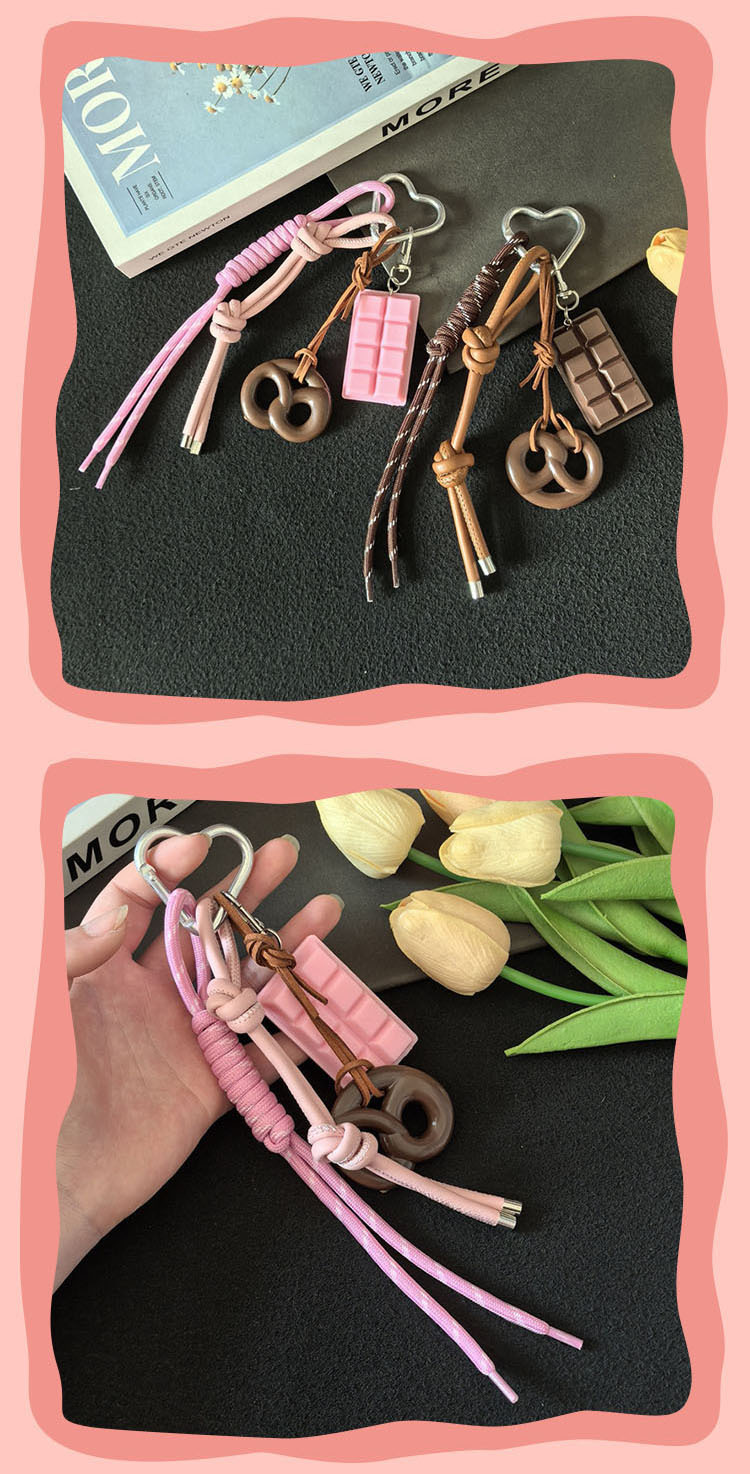 包包挂件公仔高级感达玩偶女生礼物可爱车钥匙扣手机挂饰miu风格详情5