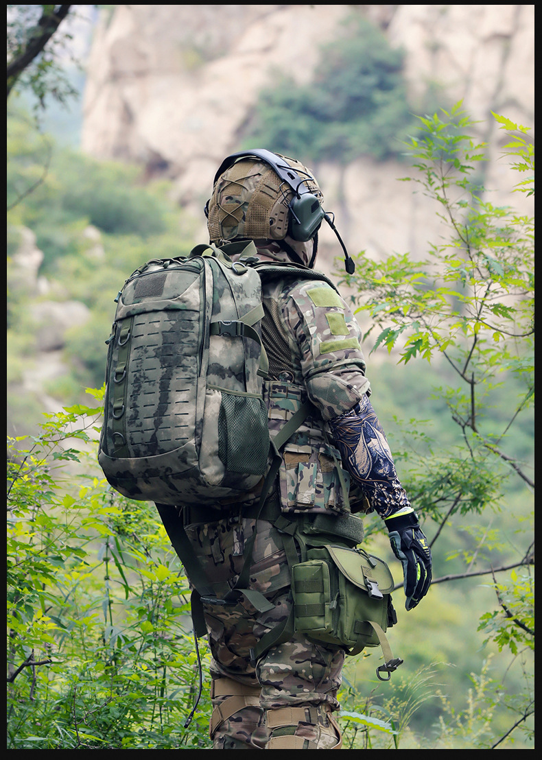 跨境工厂户外多功能战术防水背包特战应急徒步旅行登山迷彩双肩详情29