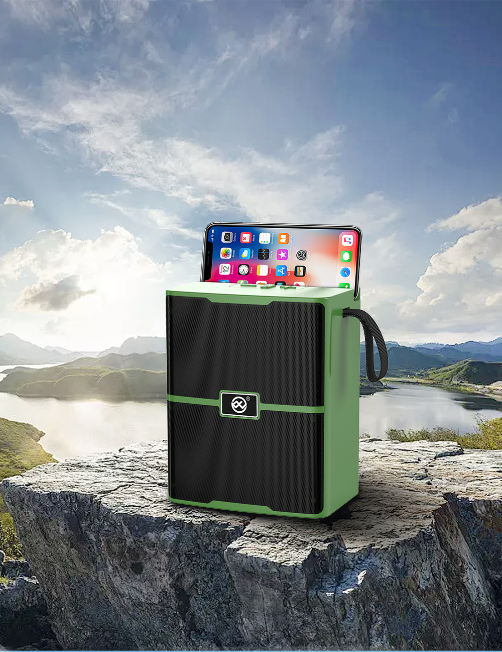 Le Xiangyu cross-border Bluetooth speaker Outdoor high-volume solar player card insertion affects the speaker solar outdoor speaker pic 1