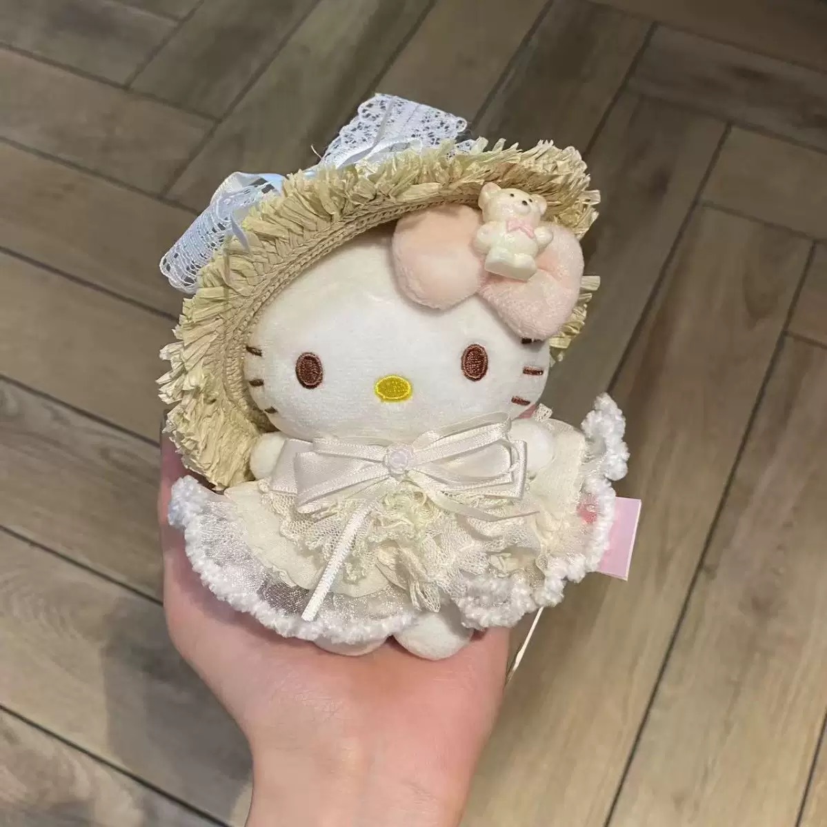 Authentic classic KT hellokitty backpack bag pendant, cartoon cute Hello Kitty keychain, plush doll for girls pic 7