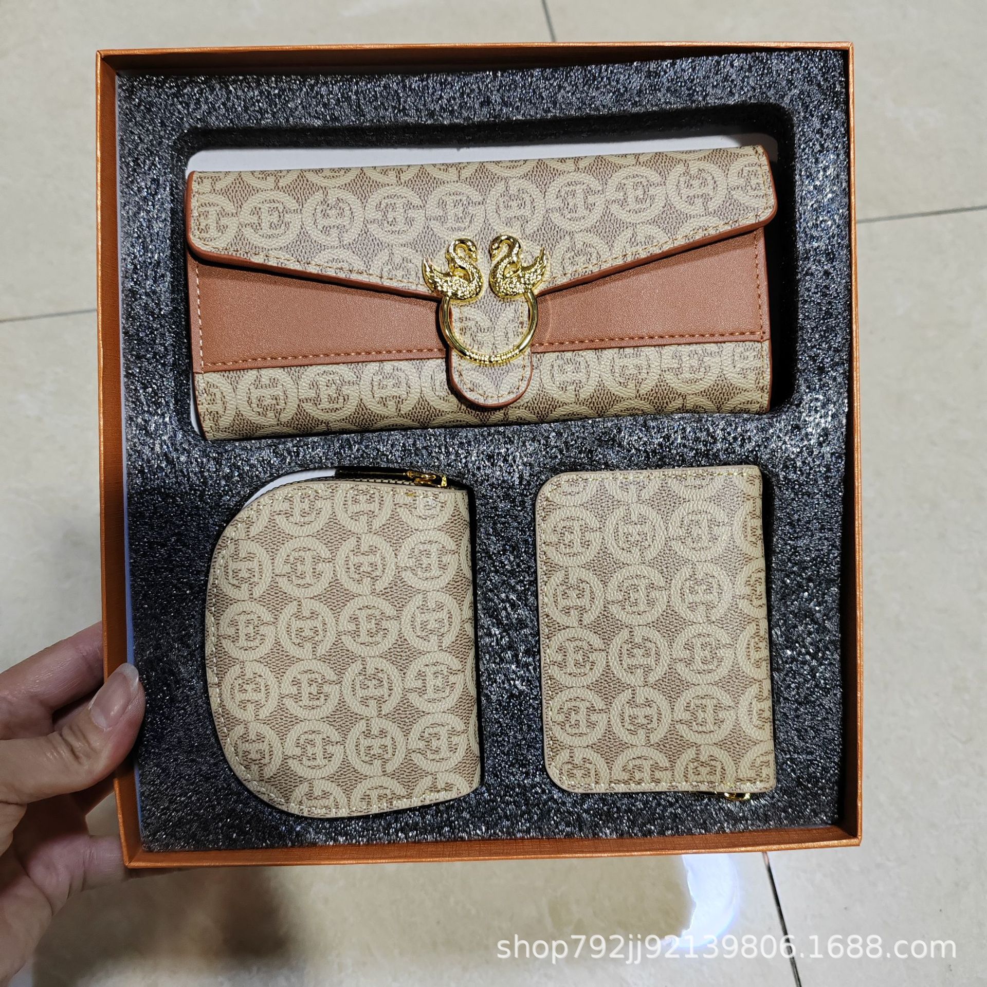 2024新款三件套礼盒装钱夹卡包套盒详情7