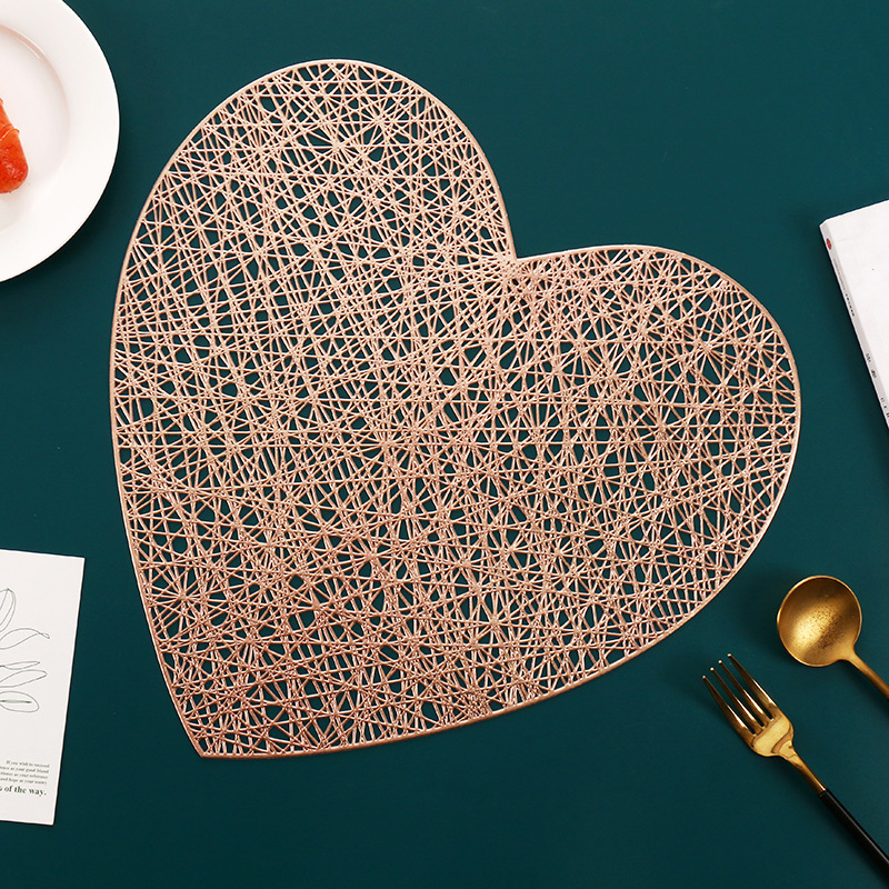新款心形交织纹PVC装饰烫金餐垫杯垫时尚简约轻奢隔热桌垫餐垫详情2
