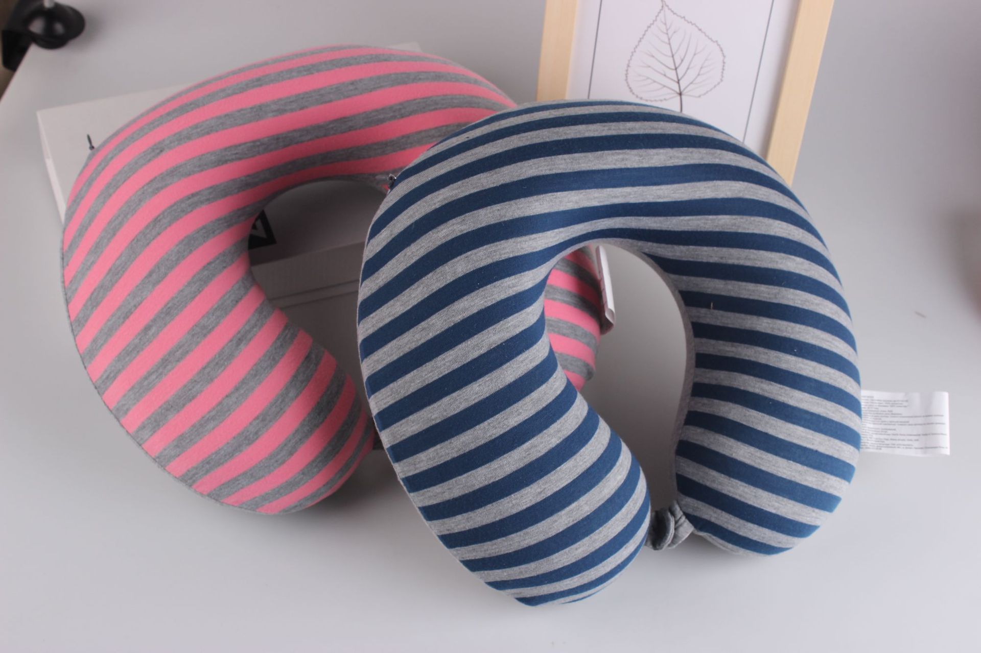 条纹新款U型枕慢回弹记忆棉托背颈枕旅行枕颈椎便携旅游家用枕详情12