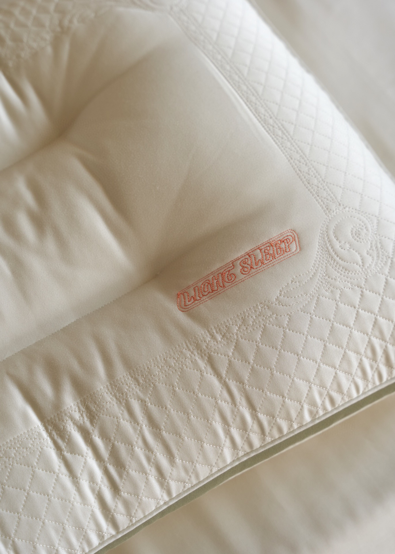 Wuhao Tea Latex pillow, Tea polyphenol tea-scented Tencel pillow, medium and low profile pillow, cervical spine Protection pillow, one piece for delivery pic 9