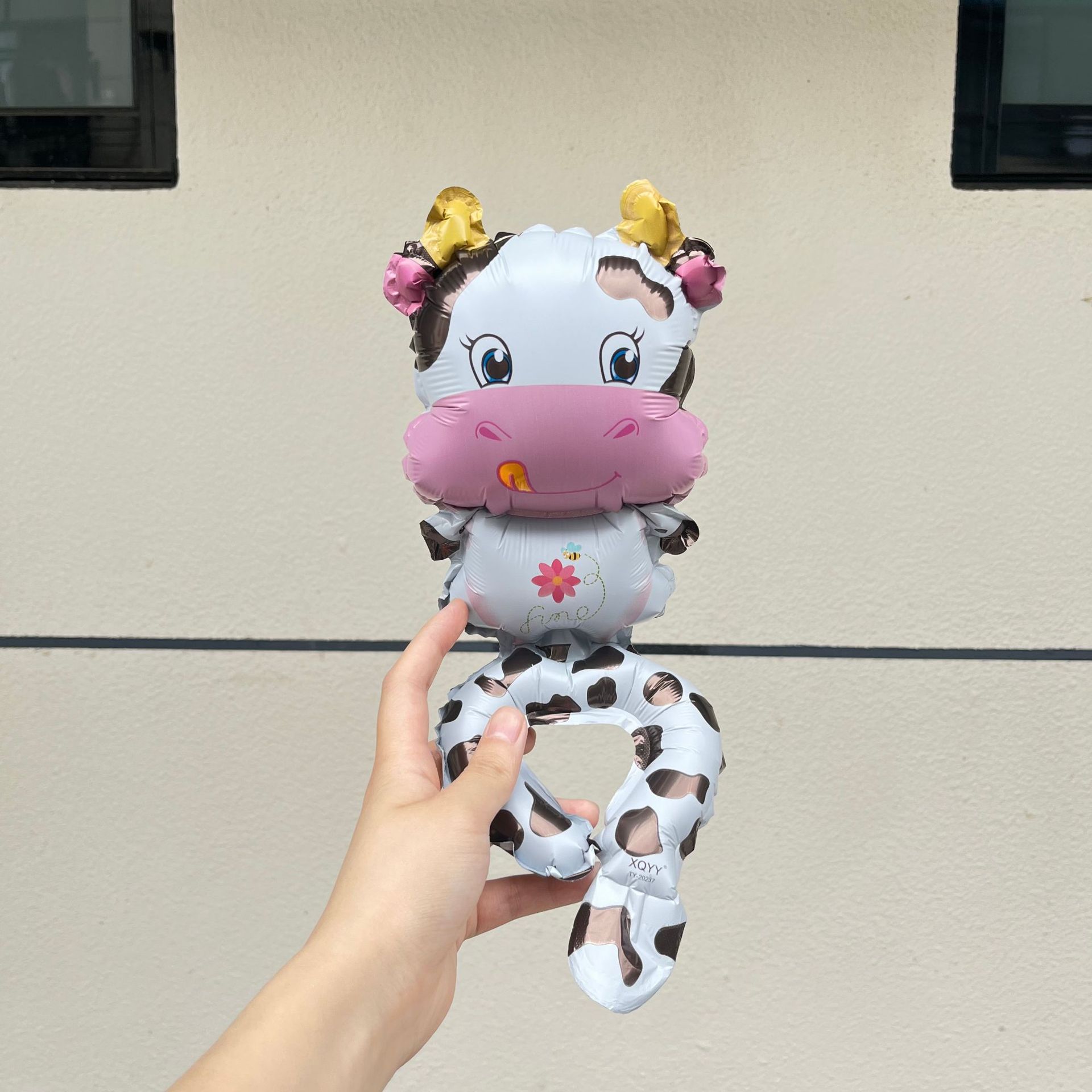 Dibujos animados animales muñeca globo niños pulsera llevar en la mano globo de tierra empuje micro comerciante barre el código pequeño regalo drenaje pic 9