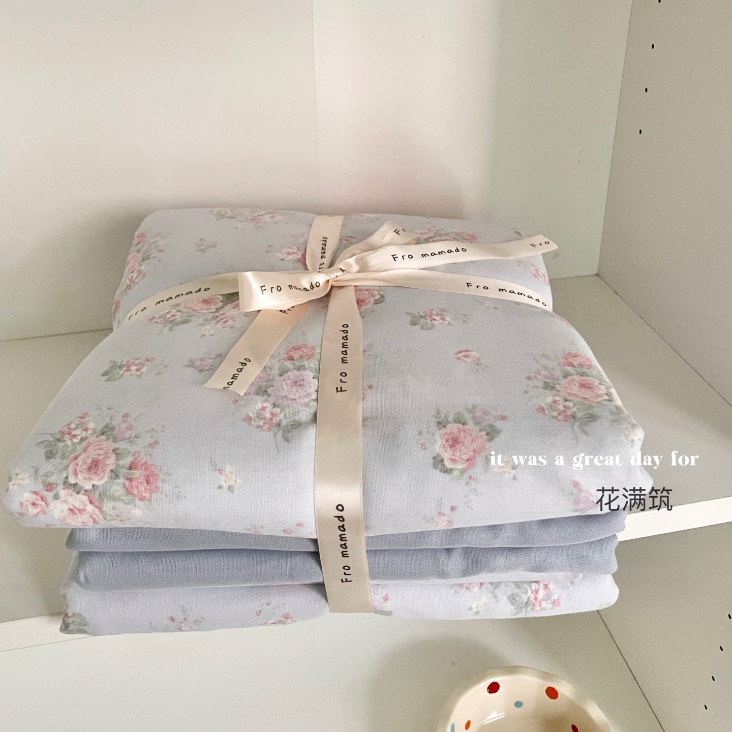 A set of three or four pieces with fresh small floral print double-layer yarn, pure cotton soft naked sleeping quilt cover and cartoon bedding pic 68