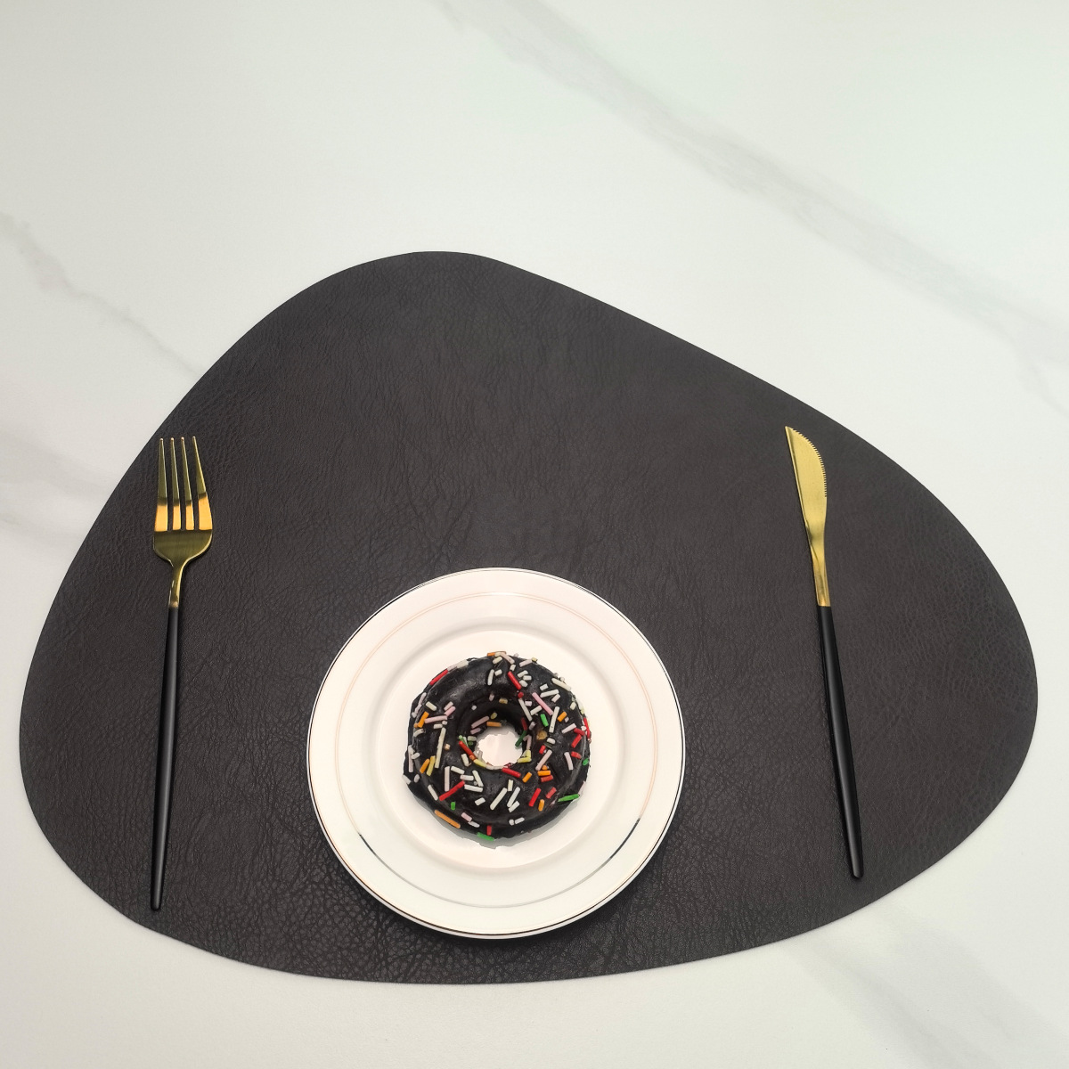 酒店饭店西餐厅复古牛皮纹皮革餐垫隔热防烫防水防油可水洗餐桌垫详情16