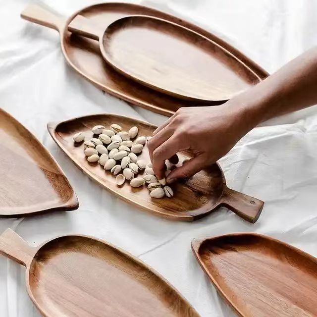 Cross-border wooden afternoon tea snack tray, leaf-shaped home dining plate, acacia wood cheese sushi plate pic 2