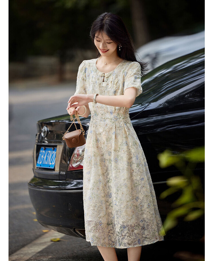 Summer round-neck, waist-cinching, slimming, gentle and elegant dress, French floral short-sleeved dress for women pic 2