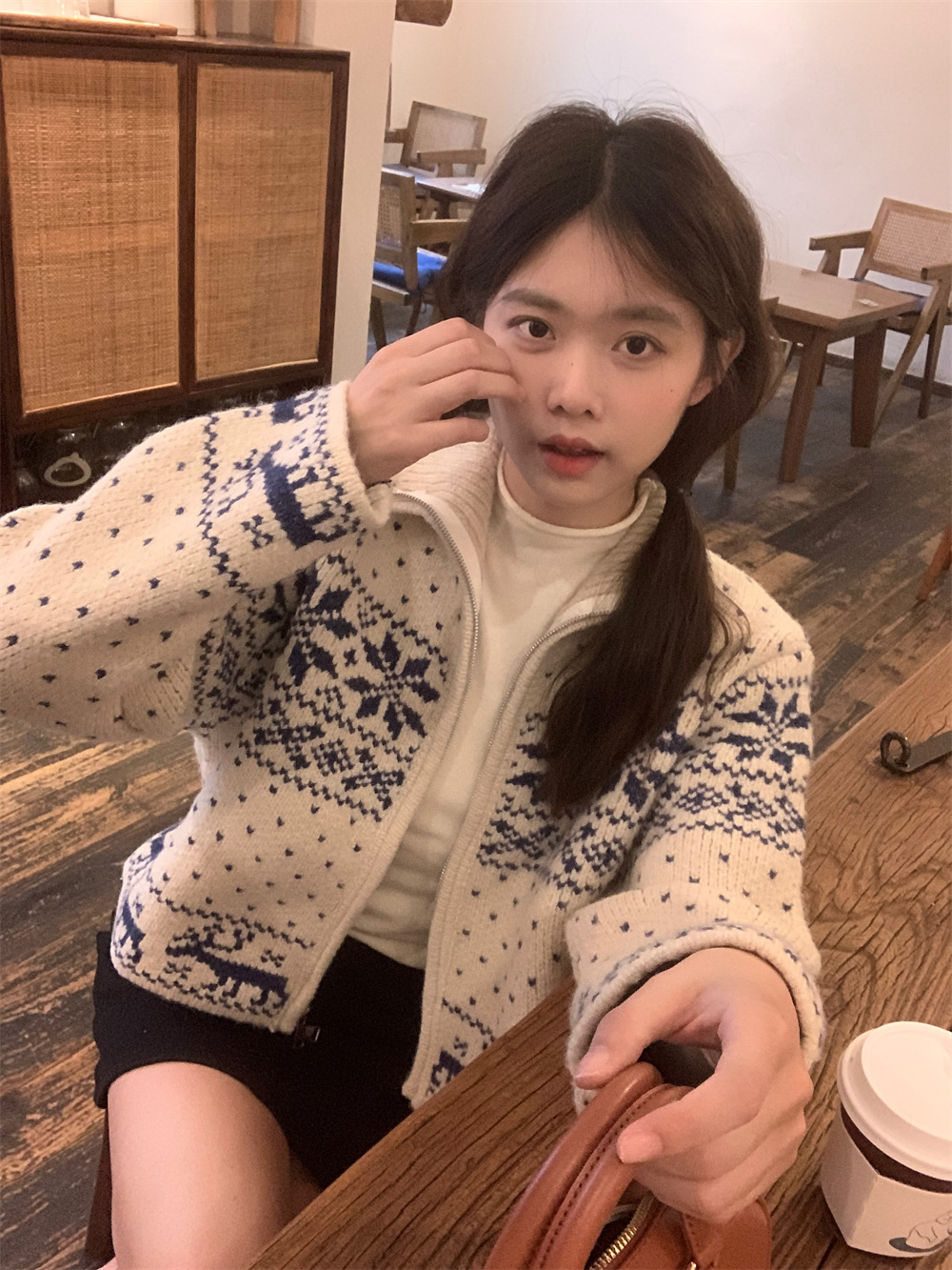 【绵羊绒】Berry喜你而欢复古温柔雪花拉链毛衣立领针织衫女秋冬详情9