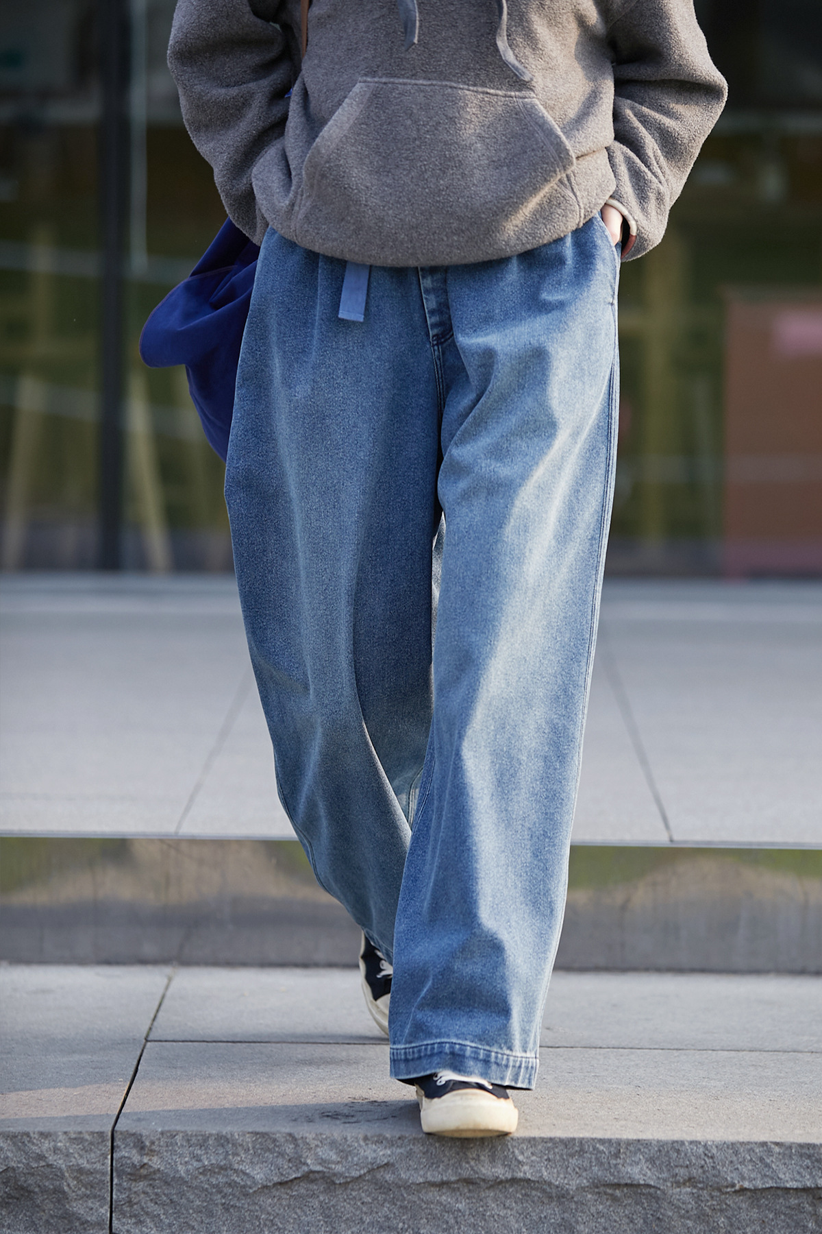 2025春秋款少年蓝色文艺小众松紧腰传统水洗磨毛休闲牛仔裤详情13