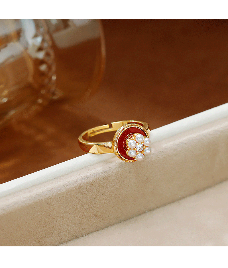 Hyacinth red oil-dripping pearl ring for women, a niche design with a high-end feel, is a fashionable and skin-whitening ring for the New Year 2026 pic 4