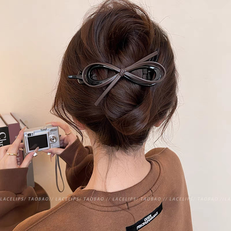 High-end rose flower twist clip for women 2025 new style, back head straight clip, grab clip, versatile hair clip and hair accessory pic 10