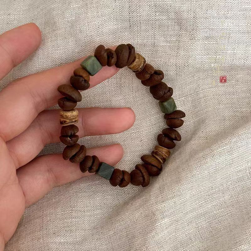 New Chinese-style coffee bean cat paw beaded bracelet, retro and niche design, ancient style and personality, versatile jewelry accessory pic 11