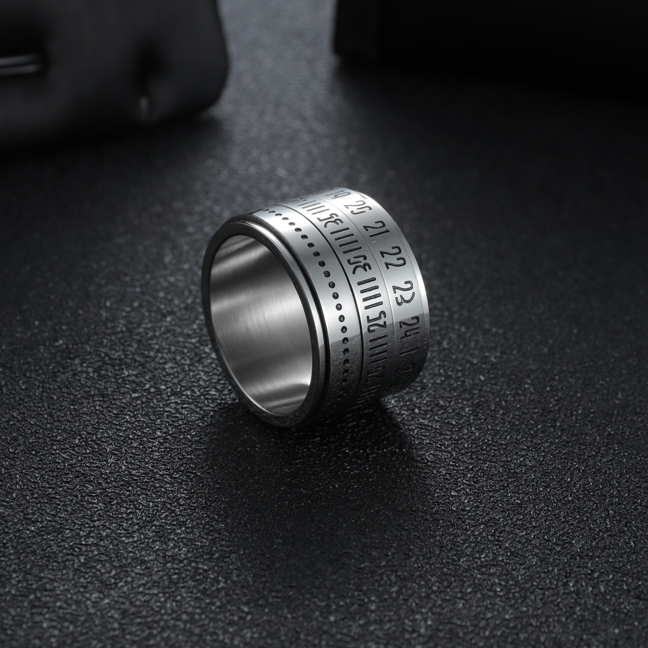 Cross-border amazon new arrival titanium steel arabic numbers turn turn ring tide men turn ring en stock al por mayor pic 4