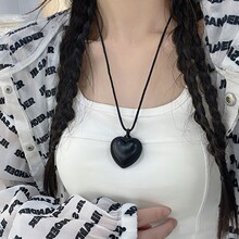fever同款皮质爱心麻绳项链小众设计大颗黑桃心可调节时髦锁骨链详情2