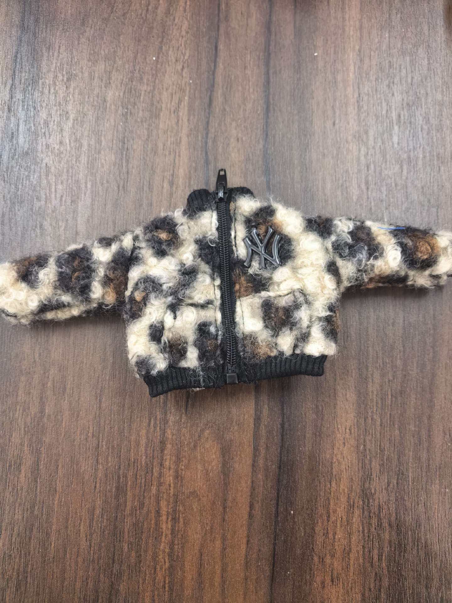 仅娃衣嘎子姐蓬松羊羔毛外套豹纹卷毛大衣百搭秋冬衣服换装详情3