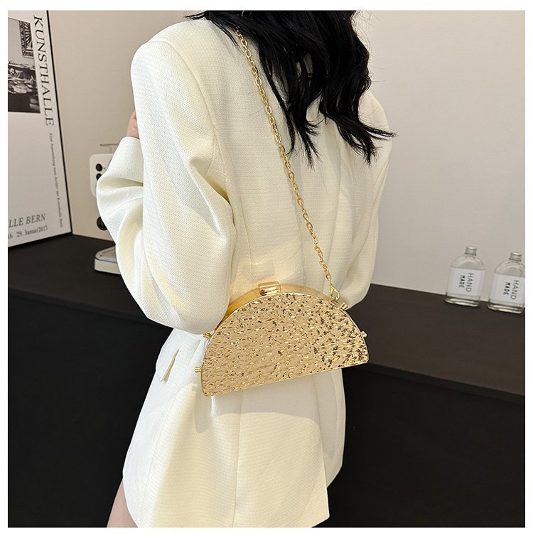 晚宴包金属2024夏季新款盒子女包链条单肩斜挎包褶皱跨镜女手机包详情113