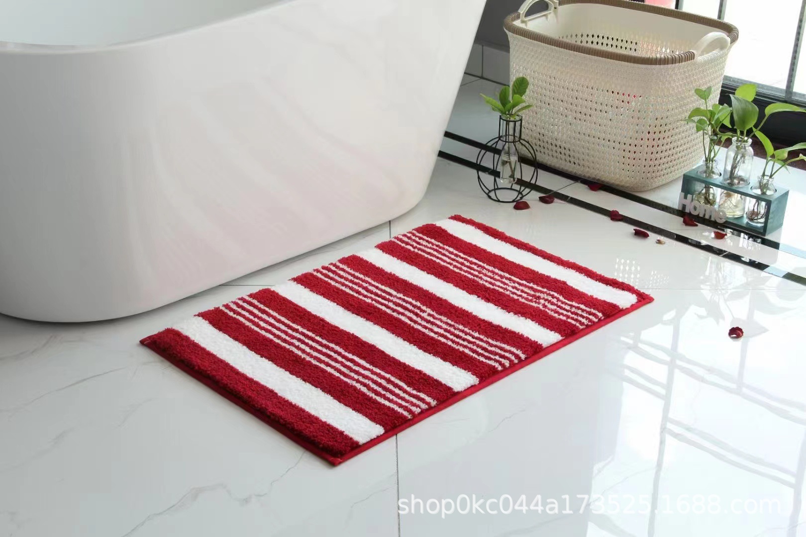 Wholesale of new cross-border anti-slip super-fine fiber kitchen sofa MATS, absorbent MATS, carpets, bathroom anti-slip floor MATS and climbing MATS pic 2