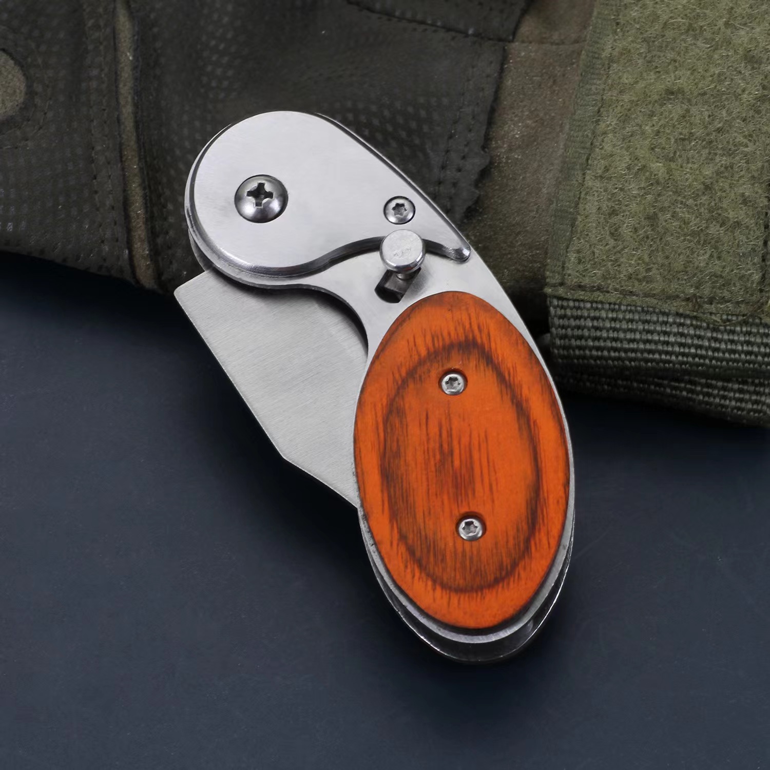 Customized Amazon mini folding knife, multi-functional small folding knife, camping self-defense, portable tactical pocket small knife pic 5
