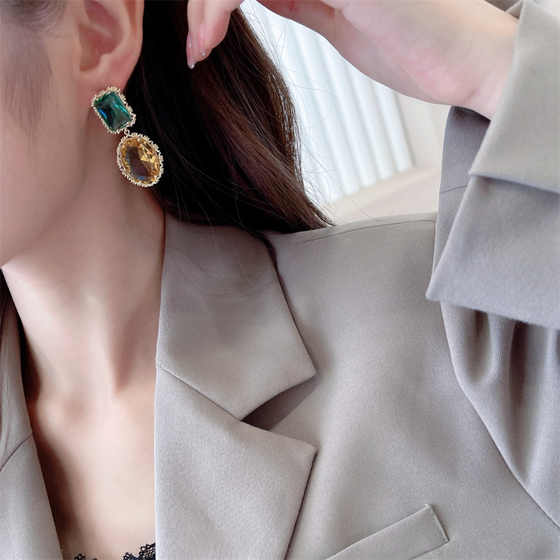 Summer Korean Heavy Industry colorful crystal simple earrings, fashionable silver needle color preservation real gold, popular geometric zircon earrings pic 9