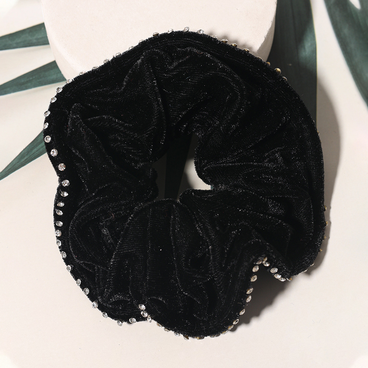 新款镶钻不倒绒发圈金丝绒带钻头饰盘发点钻绒布大肠圈韩版发饰详情4