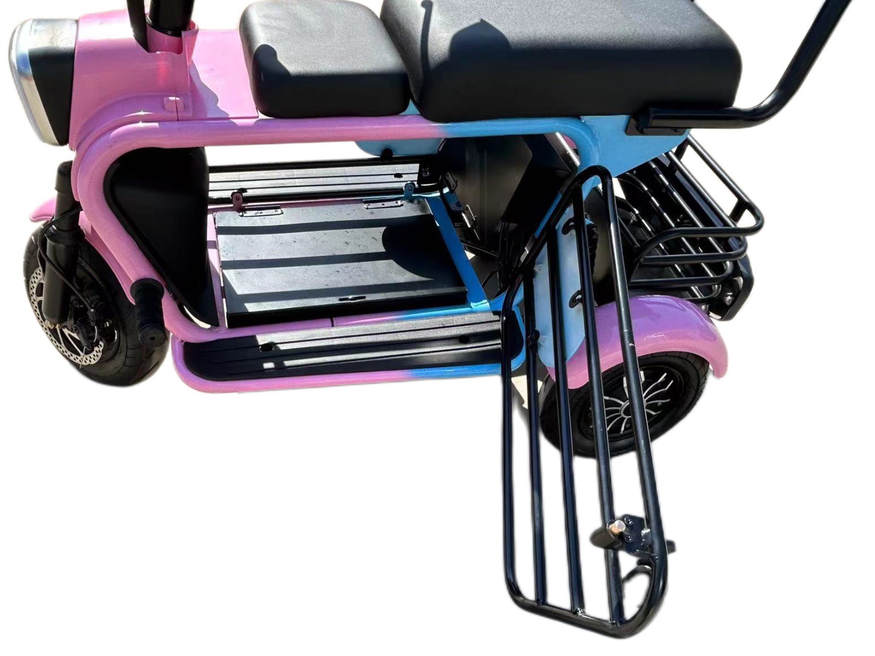 Electric three - and four-wheel small household vehicles for the elderly, for men and women to pick up and drop off children, and for light and leisure transportation pic 2