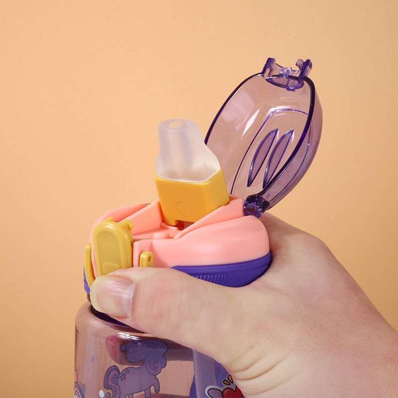 跨境爆款卡通儿童水杯可爱高颜值上学水杯便携弹跳盖吸管杯代发详情13