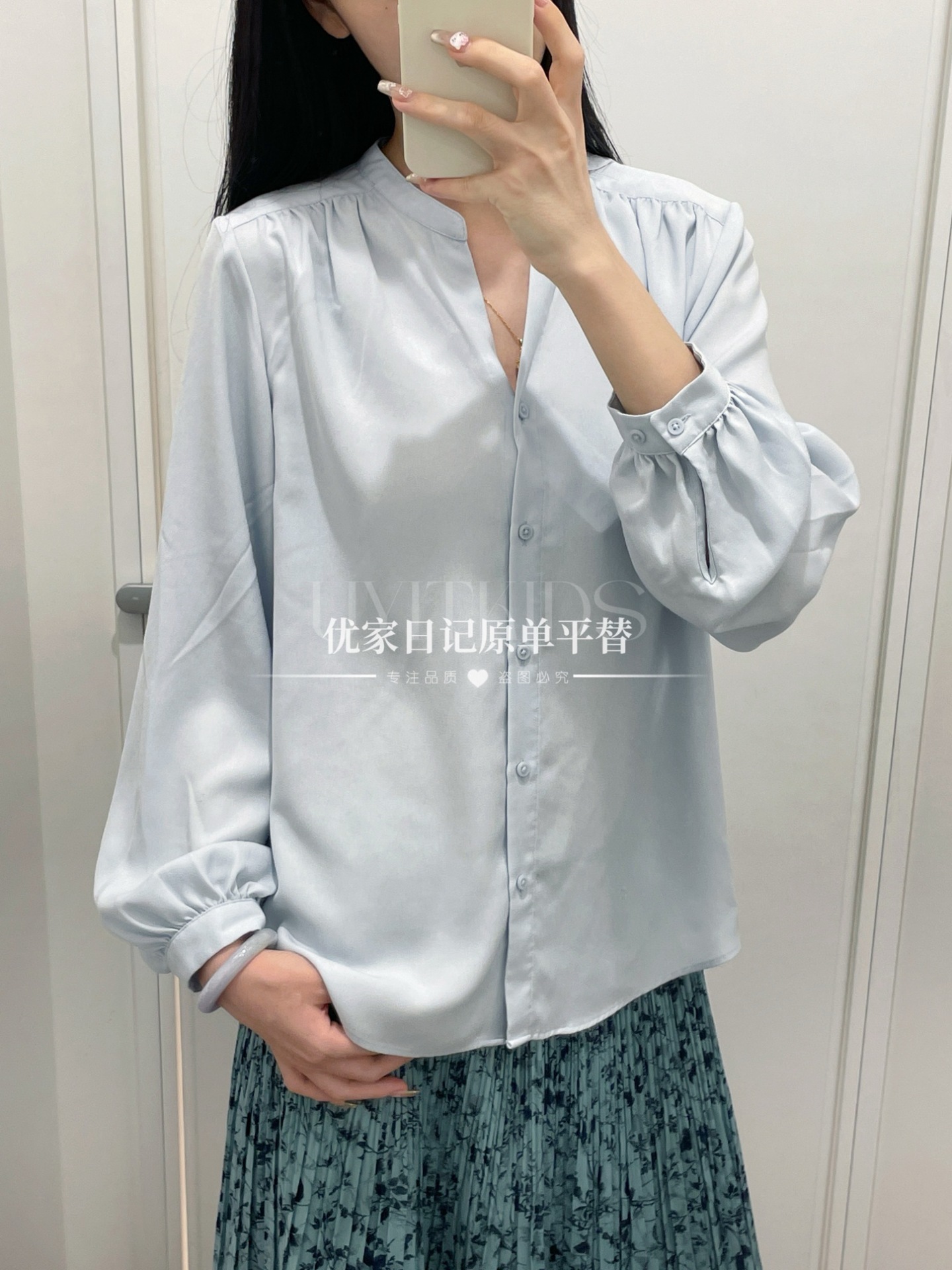 2024秋季新款女装半开领V领打褶衬衫薄款纯色百搭长袖空调衫469437详情10