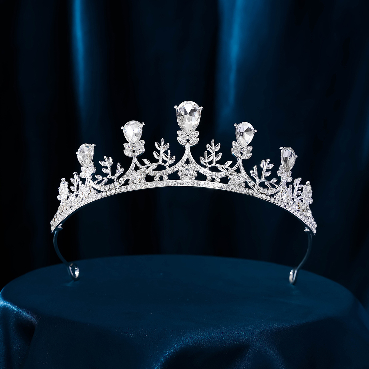 新娘皇冠头饰新娘巴洛克韩式水钻公主女王冠生日发饰端婚纱礼服配详情15