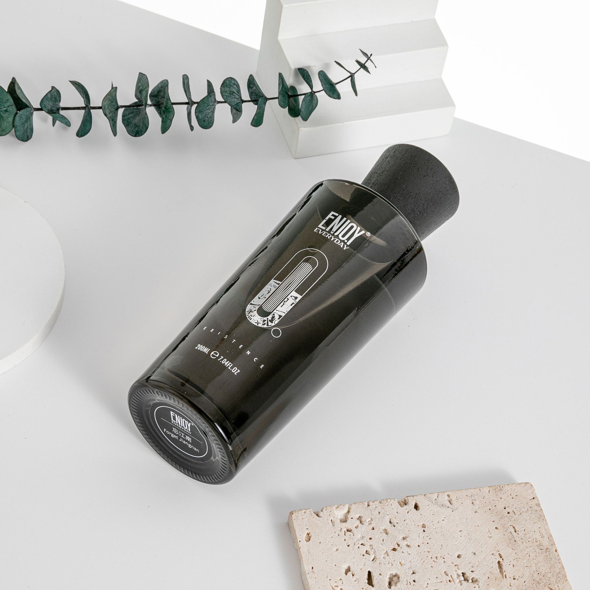 The light luxury high-end elegant aroma diffuser is equipped with an aroma diffuser, flame fireplace, automatic aroma diffuser and two-fluid aroma equipment pic 11