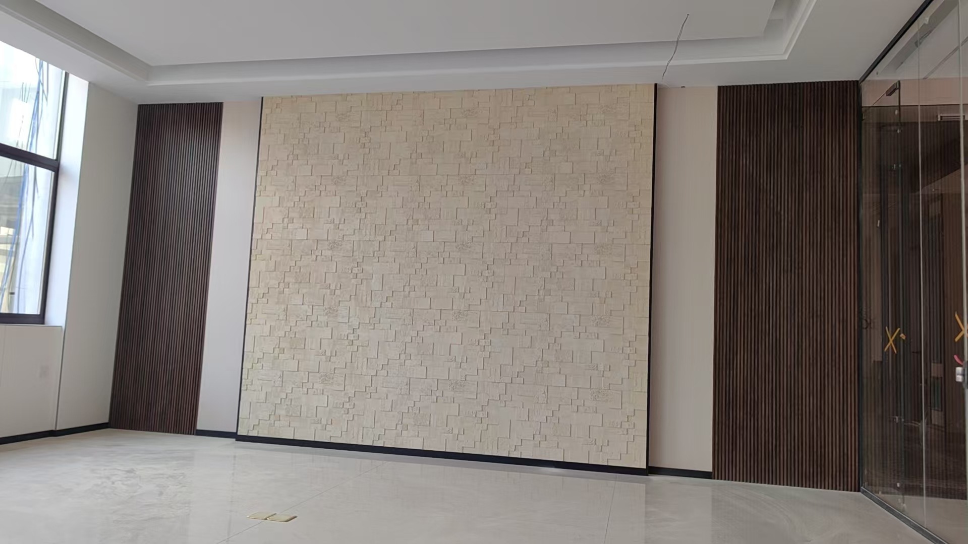 洞石马赛克外墙米白马赛克洞石软瓷墙贴通体砖凹凸面墙板酒店背景绿生新材料详情5