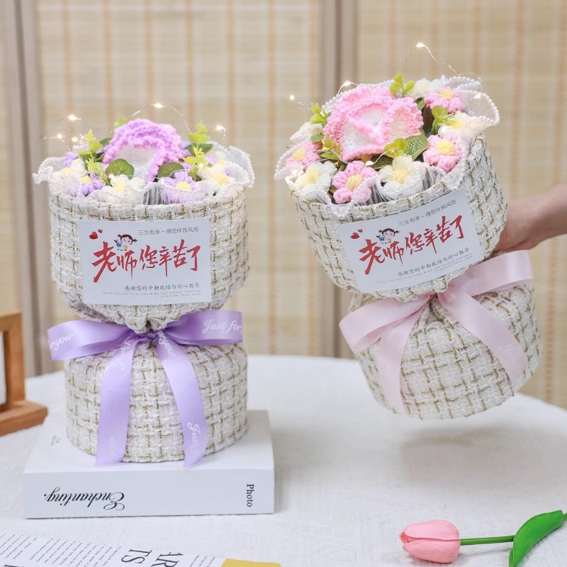 3.8妇女节礼物女神节送女老师创意手工钩织毛线花束玫瑰详情3