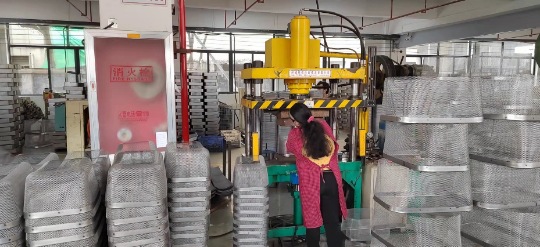 f95779354fd92c44087f7b036082fe