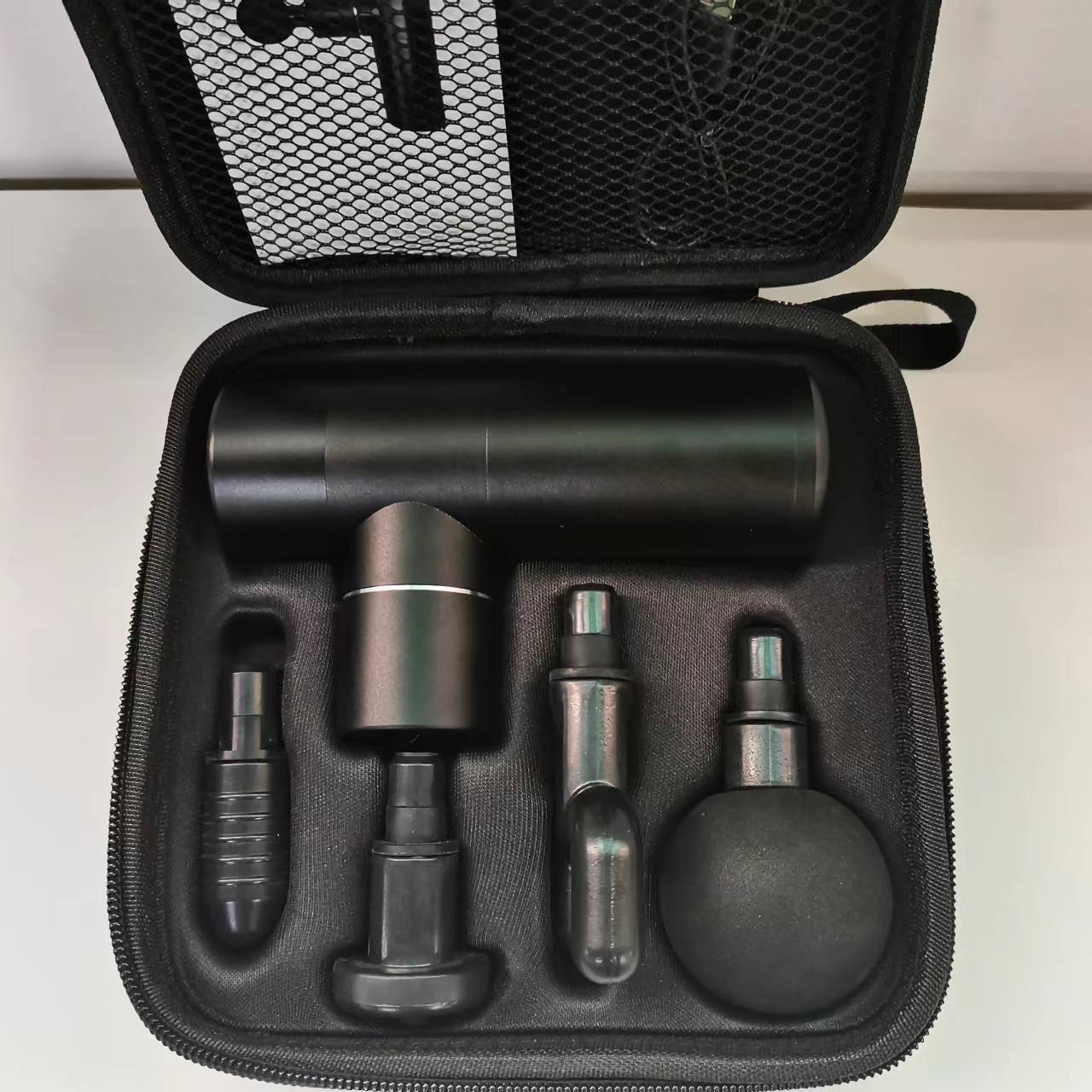 深圳厂家直销铝合金迷你筋膜枪便携按摩器筋膜枪振动肌肉筋膜抢详情8