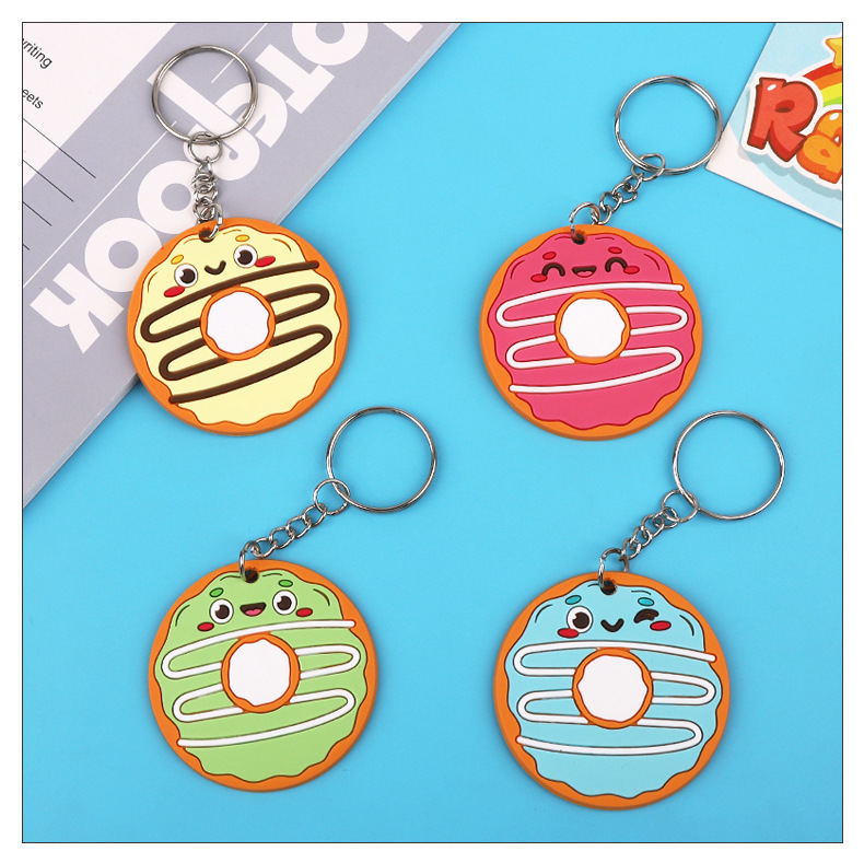 跨境新款PVC软胶钥匙扣批发 甜甜圈钥匙圈 卡通挂件义乌礼品现货详情1