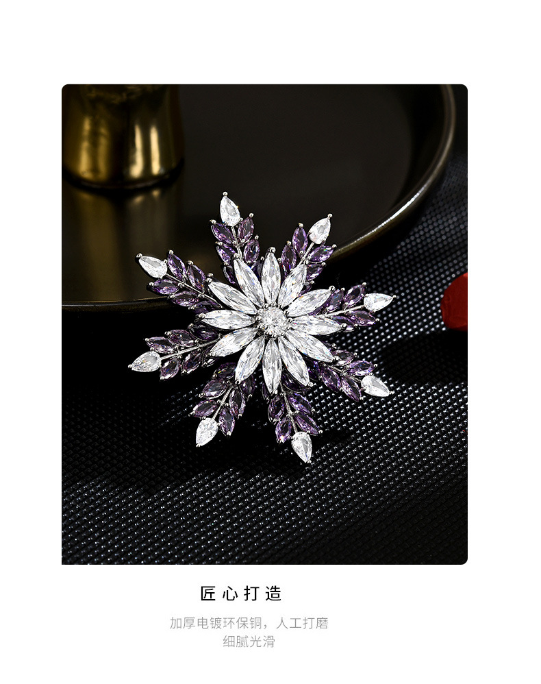 新款创意可旋转清新雪花胸针高级感时尚个性超闪锆石花朵胸花饰品详情15