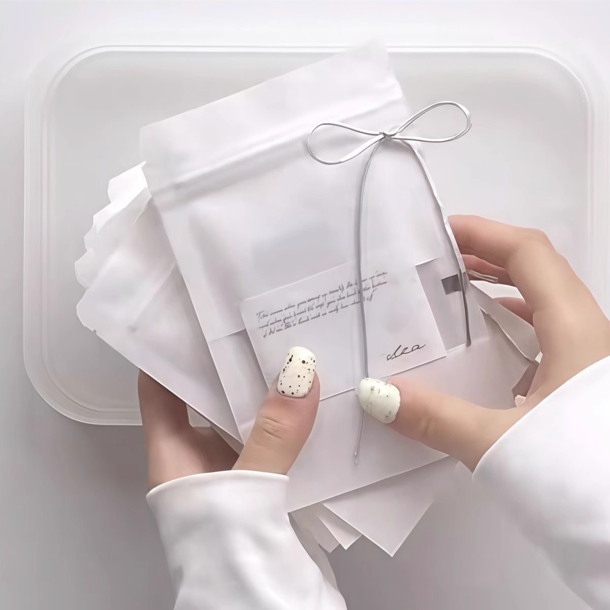 High appearance level, InS-style white window self-sealing bag, kraft paper gift bag, card packaging material, accessory storage bag pic 2