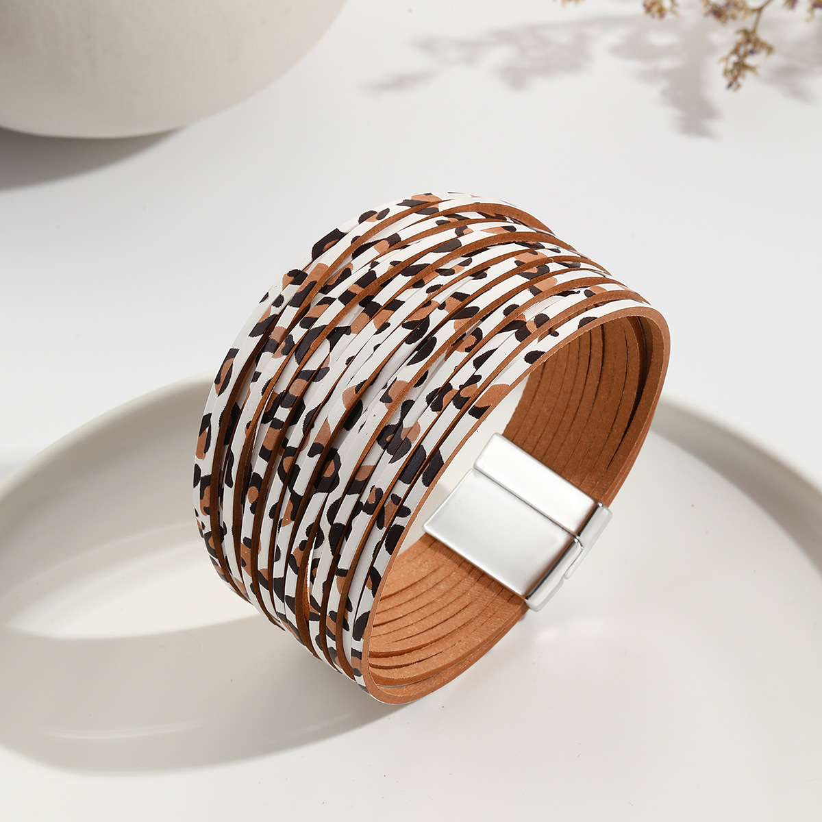 新款亚马逊多条渐变男手环皮绳混色百搭女士PU皮革皮手链磁扣手镯详情14