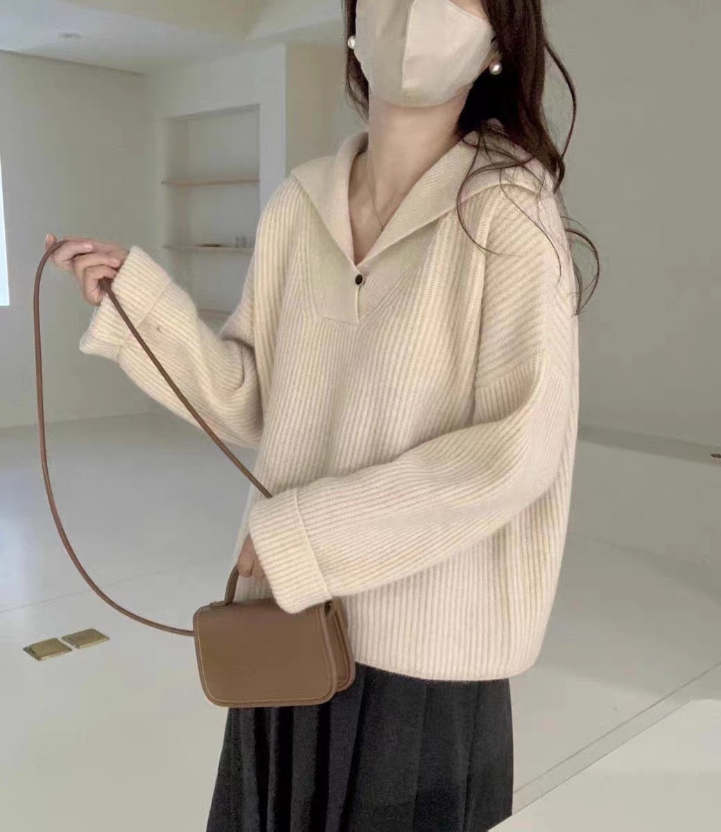 2024翻领浣熊绒设计感坑条毛衣女秋冬宽松慵懒风温柔针织上衣详情2