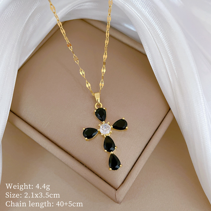 【钛钢】铜微镶爱心时尚轻奢气质华丽满钻项链女百搭锁骨链钛钢详情6